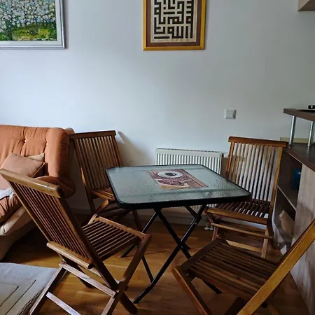 Peaceful Family Ilidza With Free Parking Apartamento