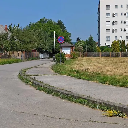 Peaceful Family Ilidza With Free Parking Apartamento *