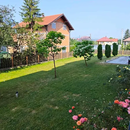 Peaceful Family Ilidza With Free Parking *